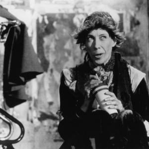 Still of Lily Tomlin in The Search for Signs of Inteligent Life in the Universe (1991)