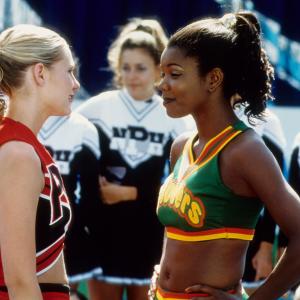 Still of Kirsten Dunst and Gabrielle Union in Bring It On (2000)