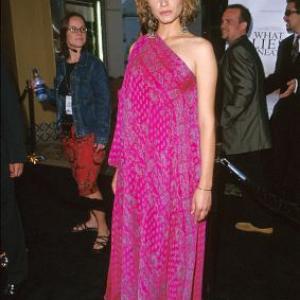 Amber Valletta at event of What Lies Beneath (2000)