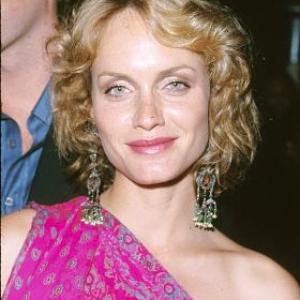 Amber Valletta at event of What Lies Beneath 2000