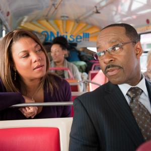 Still of Dolly Parton Queen Latifah and Courtney B Vance in Joyful Noise 2012