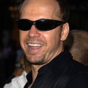 Donnie Wahlberg at event of Jay and Silent Bob Strike Back 2001