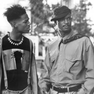 Still of Damon Wayans and Marlon Wayans in Mo Money 1992