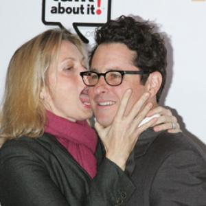 Alexandra Wentworth and J.J. Abrams at event of Labas rytas (2010)