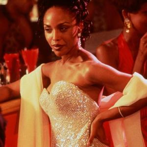 Still of Lynn Whitfield in A Thin Line Between Love and Hate (1996)