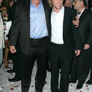 Vince Vaughn and Owen Wilson at event of Wedding Crashers 2005
