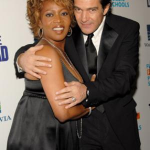 Antonio Banderas and Alfre Woodard at event of Take the Lead 2006