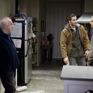 Still of Tobey Maguire Jim Sheridan and Jake Gyllenhaal in Brothers 2009