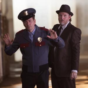 Still of Frank Whaley and Donal Logue in Gotham 2014