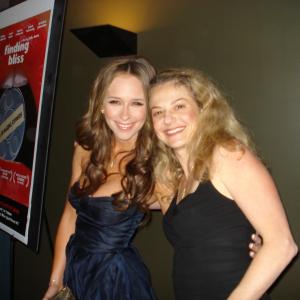 Jennifer Love Hewitt and Julie Davis at the Premiere of 