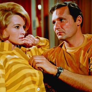 Still of Angie Dickinson and John Vernon in Point Blank 1967