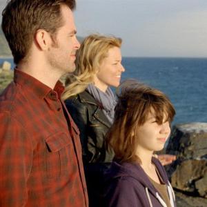 Still of Elizabeth Banks, Chris Pine and Michael Hall D'Addario in People Like Us (2012)