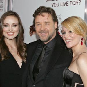 Russell Crowe Elizabeth Banks and Olivia Wilde at event of Trys itemptos dienos 2010