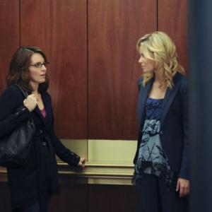 Still of Elizabeth Banks and Tina Fey in 30 Rock (2006)