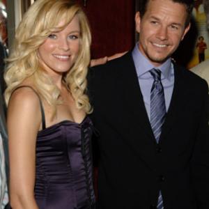 Mark Wahlberg and Elizabeth Banks at event of Invincible 2006
