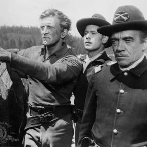 Still of Kirk Douglas and Walter Abel in The Indian Fighter (1955)