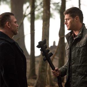Still of Jensen Ackles and Ty Olsson in Supernatural 2005