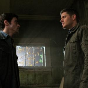 Still of Jensen Ackles and Matt Cohen in Supernatural 2005