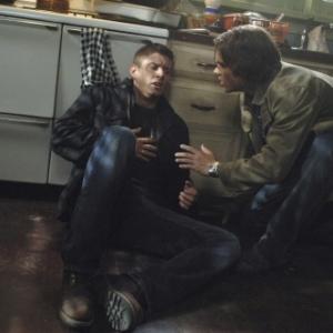 Still of Jensen Ackles and Jared Padalecki in Supernatural 2005