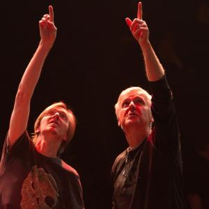 Still of James Cameron and Andrew Adamson in Saules cirkas Visatos pakrasty 2012