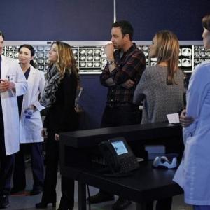 Still of Patrick Dempsey, Paul Adelstein, Chyler Leigh and Caterina Scorsone in Private Practice (2007)