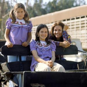 Lee Meriwether with her kids Lesley and Kyle c 1975