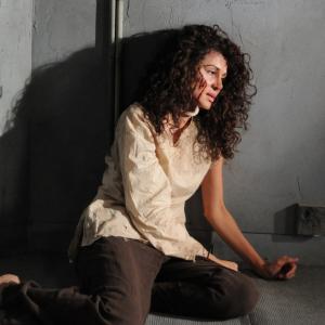 Layla Alizada as Leena in 