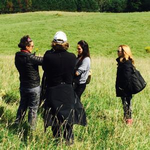 Mairzee Almas directs Anna Silk and Ksenia Solo on Lost Girl