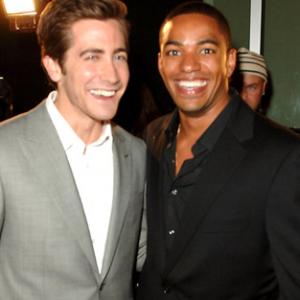 Laz Alonso and Jake Gyllenhaal at event of Jarhead (2005)
