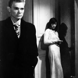Still of Harriet Andersson and Lars Ekborg in Sommaren med Monika 1953