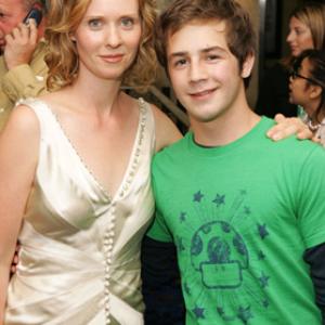 Michael Angarano and Cynthia Nixon at event of One Last Thing 2005