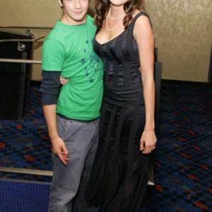 Michael Angarano and Sunny Mabrey at event of One Last Thing 2005