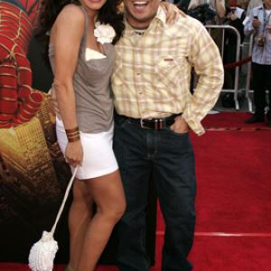 Ant and Tammy Pescatelli at event of Zmogus voras 2 (2004)