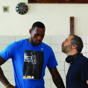 Still of Judd Apatow and LeBron James in Be stabdziu 2015