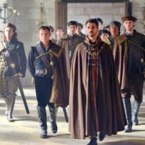 Still of Michael Aronov as Count Vincent of Naples leading his pack of Italian rebels in REIGN