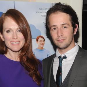 Julianne Moore and Michael Angarano at event of The English Teacher (2013)