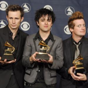 Billie Joe Armstrong, Tre Cool, Mike Dirnt and Green Day at event of The 48th Annual Grammy Awards (2006)