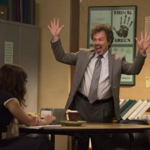 Still of Curtis Armstrong in New Girl (2011)