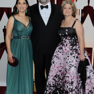 Bonnie Arnold, Dean DeBlois and America Ferrera at event of The Oscars (2015)