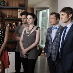 Still of Michelle Trachtenberg Penn Badgley Leighton Meester Chace Crawford and Ed Westwick in Liezuvautoja 2007