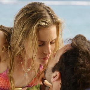 Still of Piper Perabo and Eion Bailey in Covert Affairs (2010)