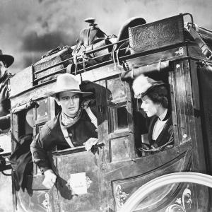 Still of John Wayne George Bancroft and Louise Platt in Stagecoach 1939
