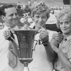 Still of Barbara Barrie Dennis Christopher and Paul Dooley in Breaking Away 1979