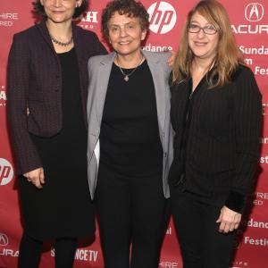 Ellin Baumel, Shanti Avirgan and Jean Carlomusto at event of Larry Kramer in Love and Anger (2015)