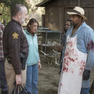 Still of Jim Beaver Mykelti Williamson and Abby Miller in Justified 2010