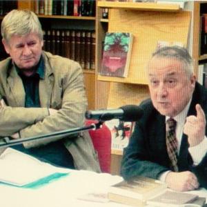 Akademik dr.prof.Ante Stamac /Gradska knjiznica Samobor, maj 2010./ promotion of the book of poems with a compact disc Vladimir Vidric: 
