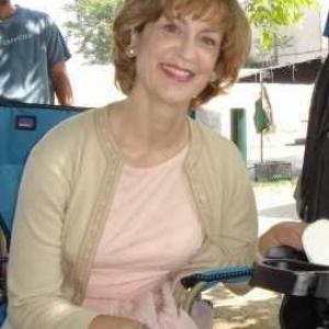 on the set of An American Crime as Hope Orbach