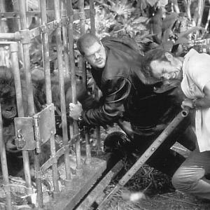 Still of Abraham Benrubi and Greg Cruttwell in Dziungliu karalius 1997