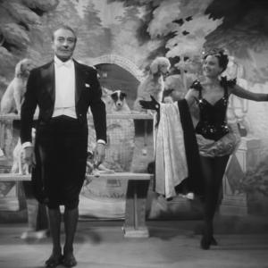 Still of Arletty and Jules Berry in Le jour se lève (1939)