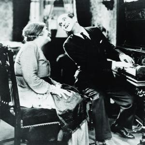 Still of Eugenie Besserer and Al Jolson in The Jazz Singer (1927)